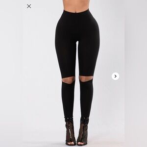 Open knee leggings